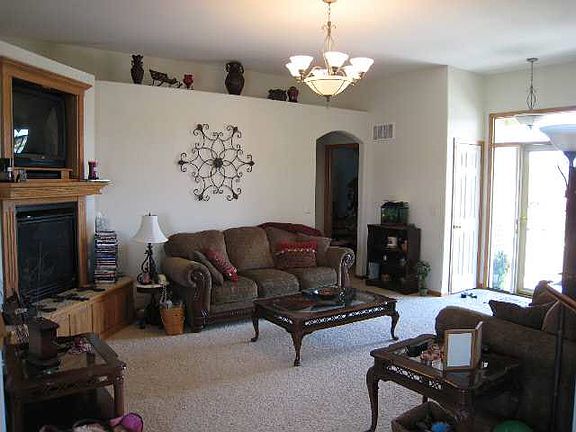 2nd image of 110 Genna Ct