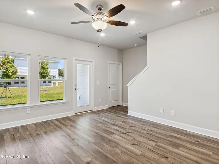 95337 Katherine St — Photo 34