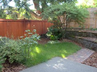 4222A Winslow Pl N, Seattle, WA 98103