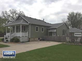 155 W Division St, Coal City, IL 60416