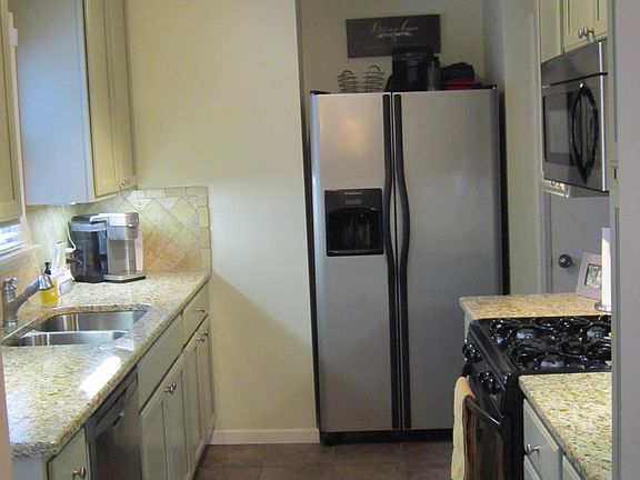 5th image of 5218 W 55th St