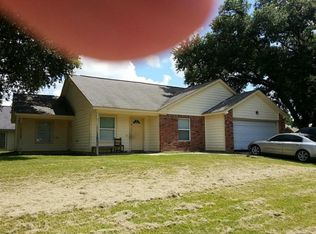626 Galveston St, Hempstead, TX 77445