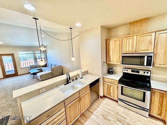 4th image of 2378 W Beall St APT 2