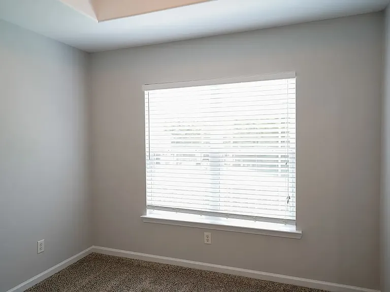 8 Woods Way — Photo 24