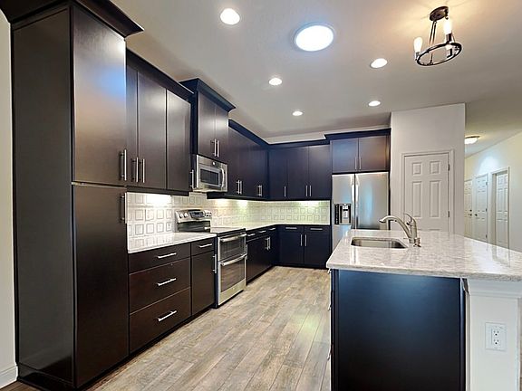 5th image of 11735 Albatross Ln