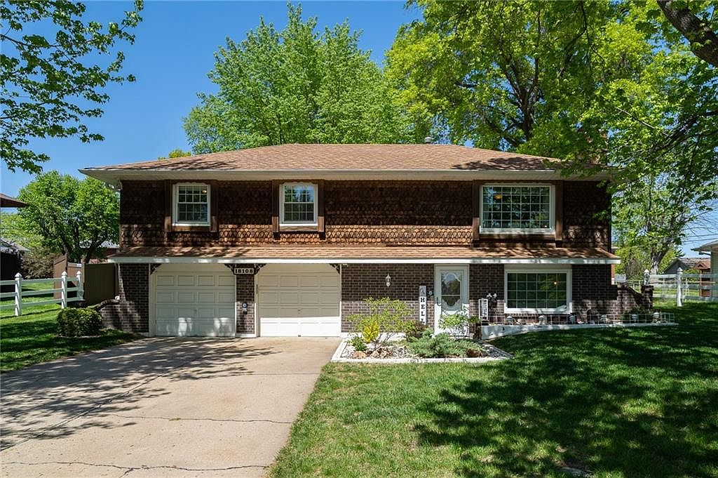 18108 E R D Mize Rd, Independence, MO 64057 Zillow