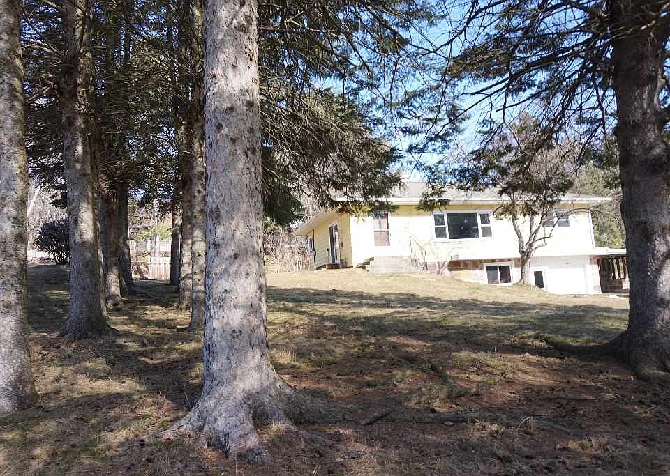 1st image of 2914 Polzer Dr