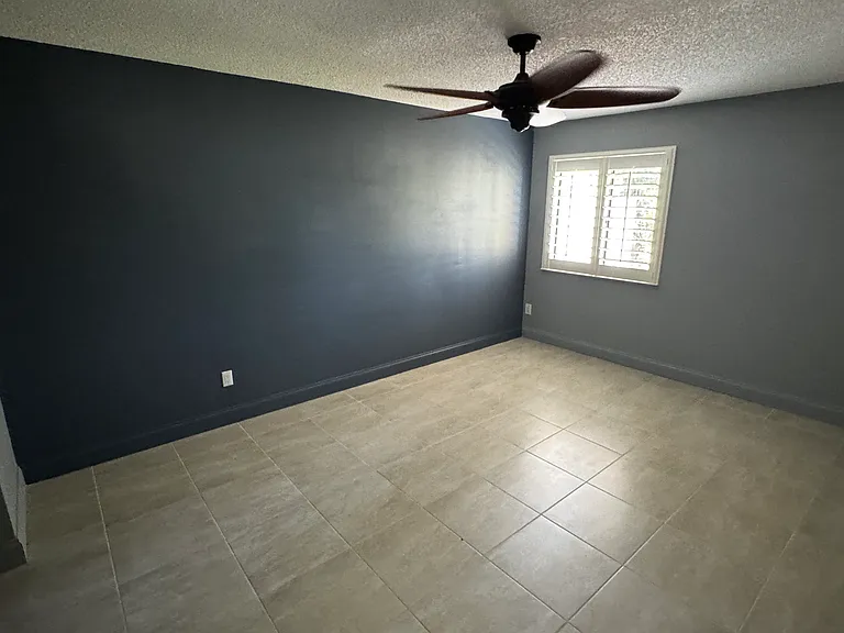 163 Breezeway Ct — Photo 7