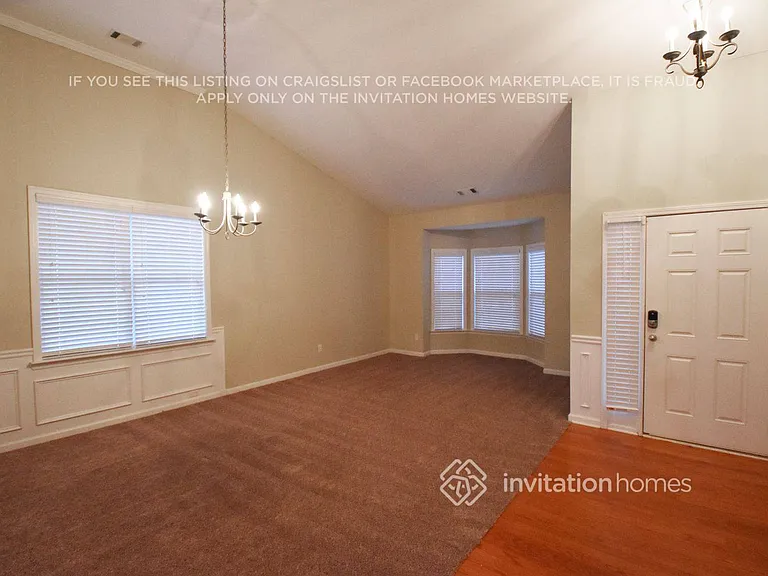 9103 Valleyview Ct — Photo 2
