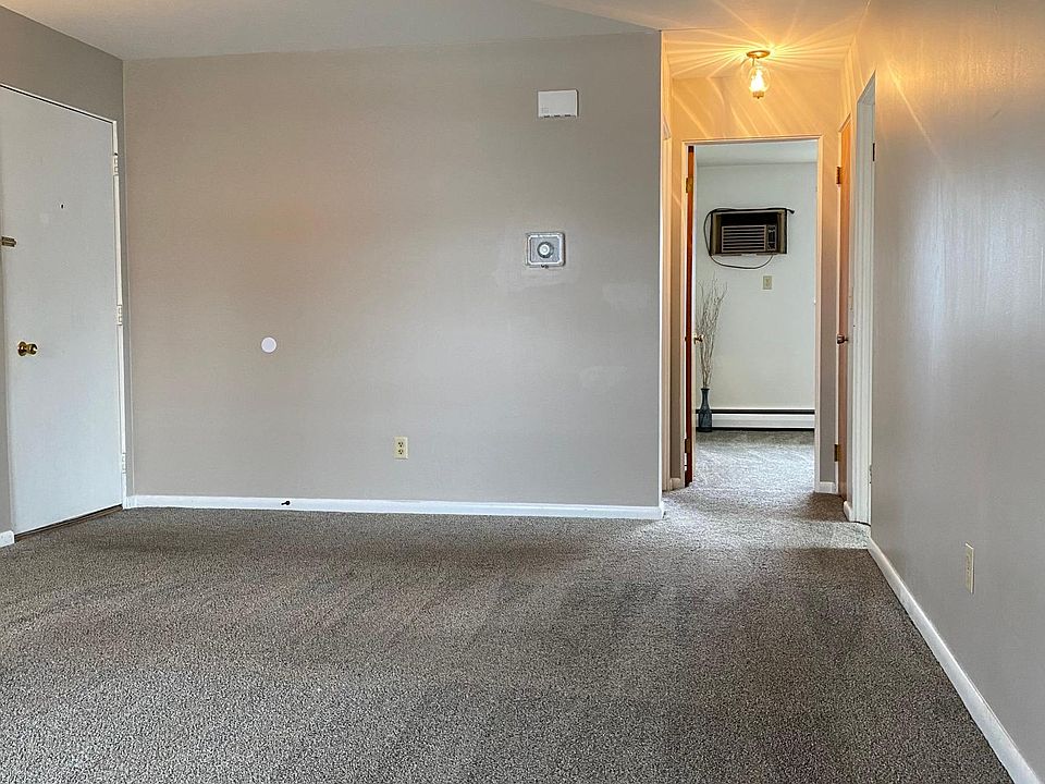 1st image of 2111 Weiss St #4