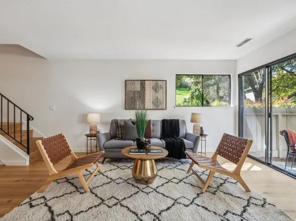 12 Somerset Place, Novato, CA 94945