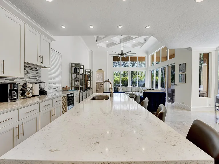 43 Coconut Ln — Photo 9