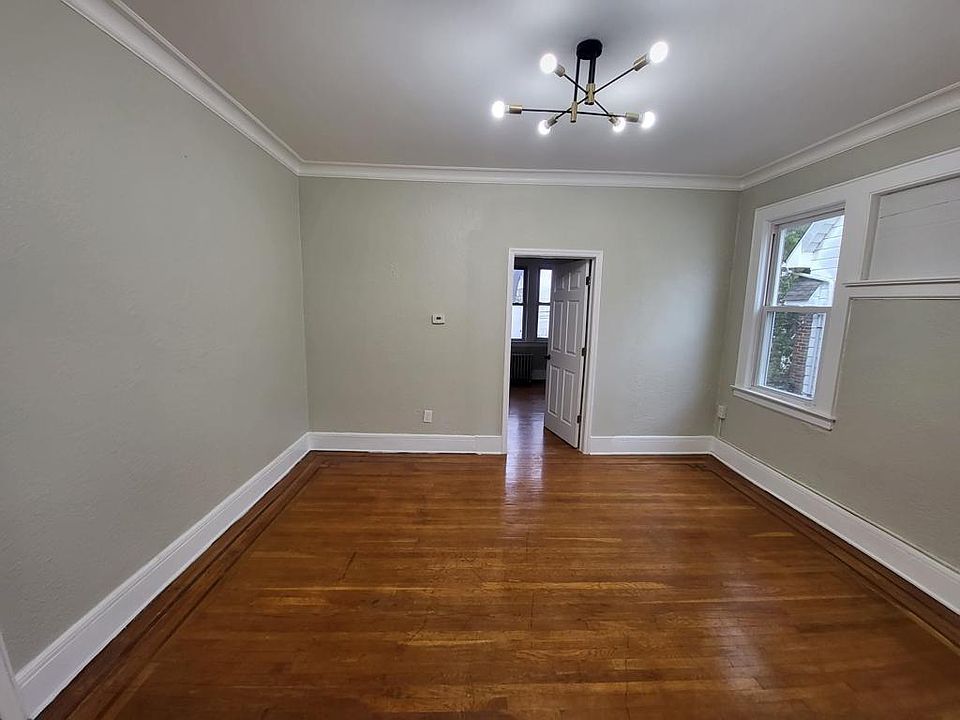 1st image of 165 Eastern Pkwy #2