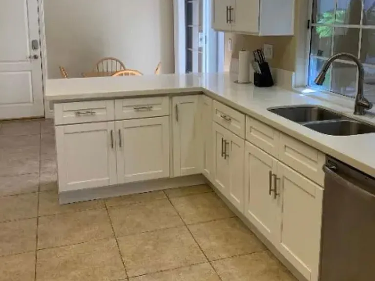 218 Utica Ave — Photo 12