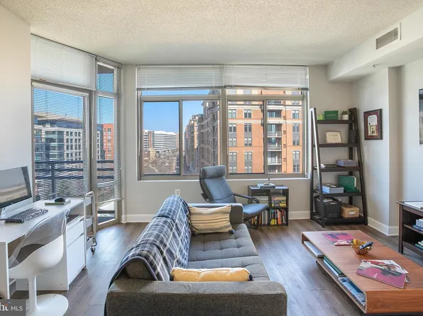 3650 S Glebe Rd Unit 844, Arlington, VA 22202