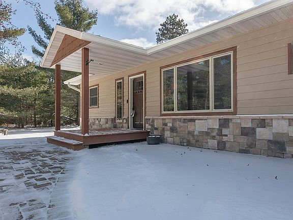 2nd image of 8488 Henry Cir