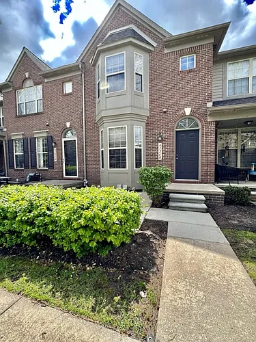 41260 Maplewood Dr #5 Photo 1