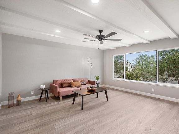 4th image of 1205 Forest Creek Dr