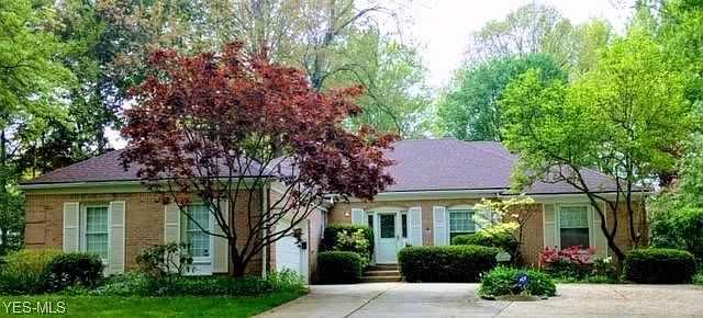 1st image of 106 Blue Hill Ln