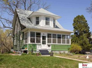 3134 Clay St, Omaha, NE 68112