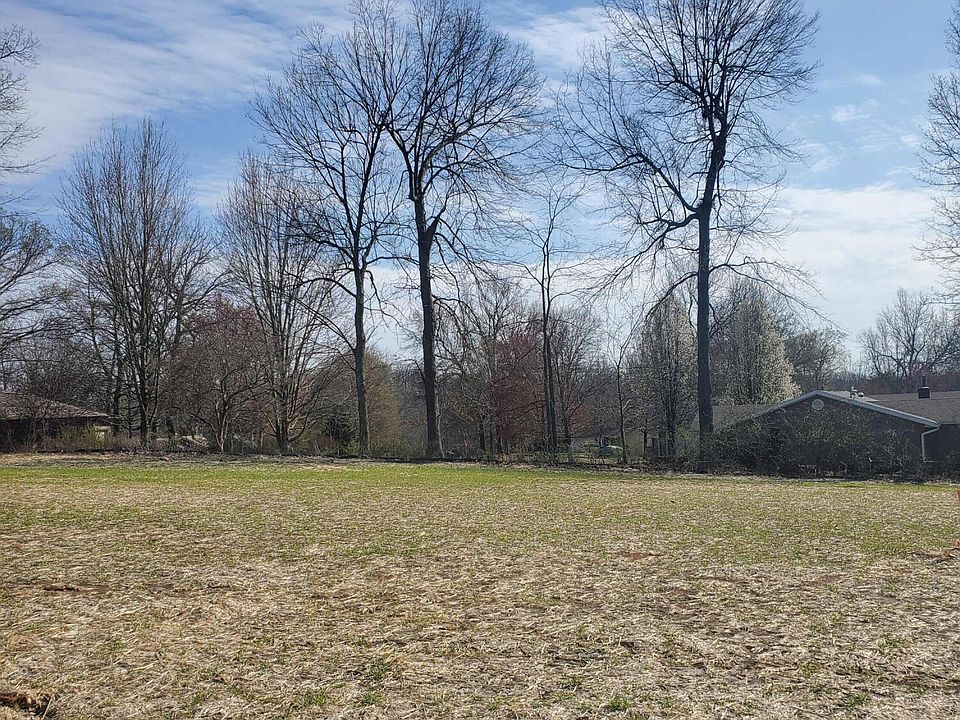 2nd image of Lot 10 Vintage Pointe
