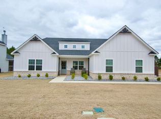645 McKinley Ln, Opelika, AL 36804