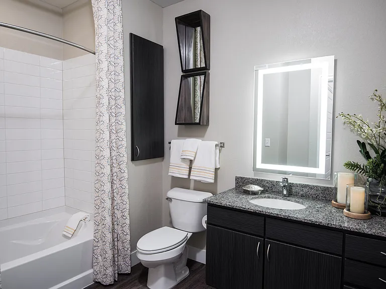 Baths with framed mirrors