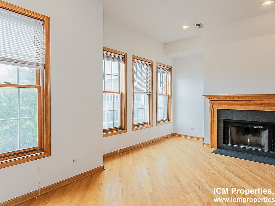 1st image of 1324 W Diversey Pkwy #2