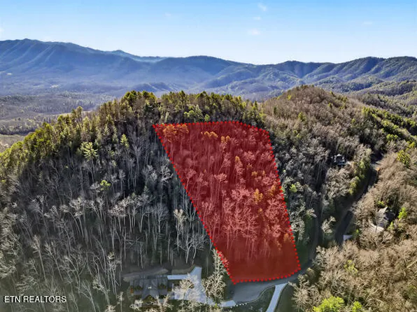 514 Chetola Trl, Townsend, TN 37882