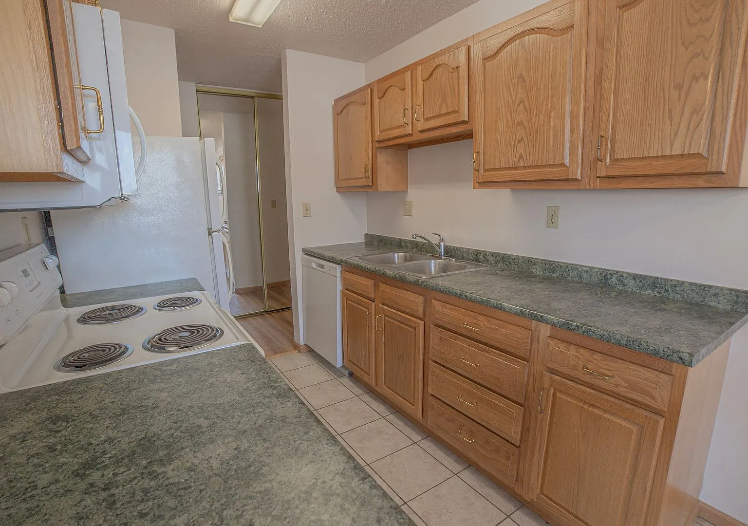 Windwood Estates — Photo 4