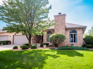 21162 Woodbridge Dr, Frankfort, IL 60423