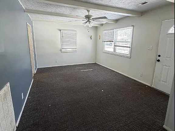 4th image of 2922 Georgia St