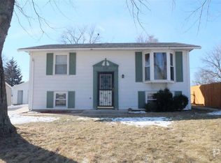 308 Orr Ave, Pekin, IL