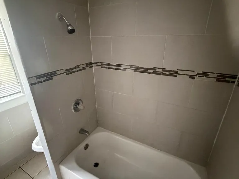 138 S 10th St #2 — Photo 5