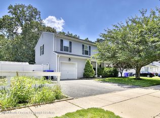 619 Ivanhoe Rd, Brick, NJ 08723