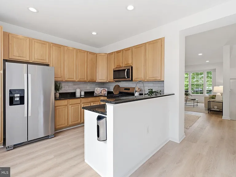 4067 Fountainside Ln — Photo 14