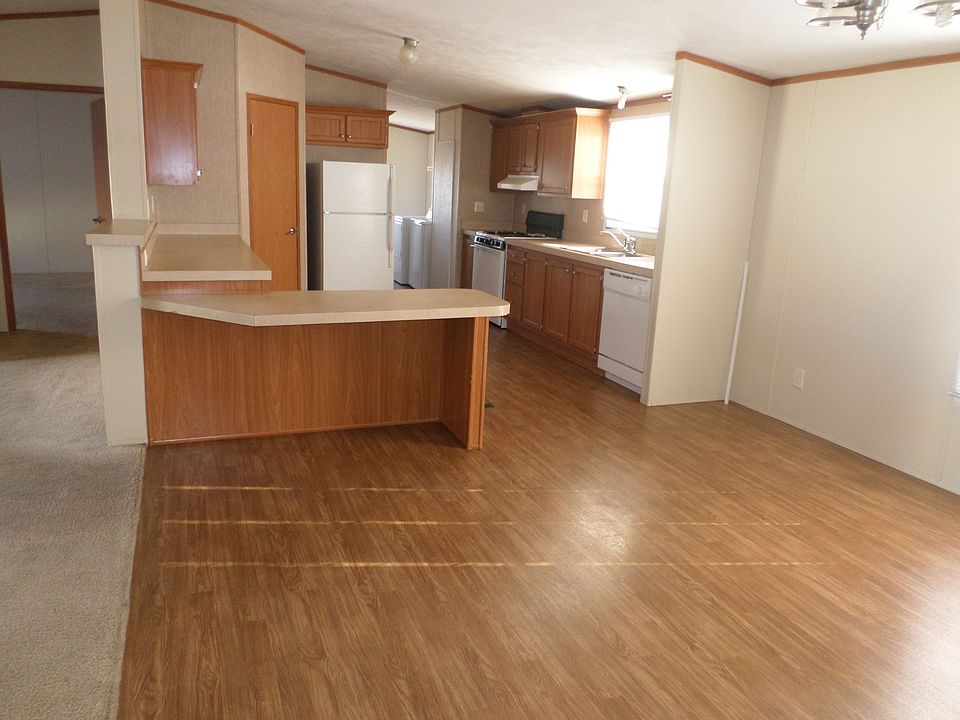 2nd image of 3400 Sagebrush Blvd