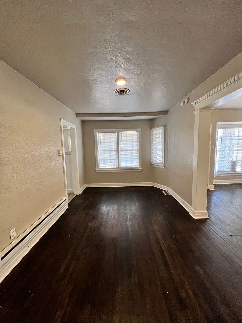 Charming 2-Bedroom Home Near Texas Tech! — Photo 4