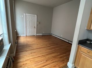 1324 Chapel St APT 1, Cincinnati, OH 45206