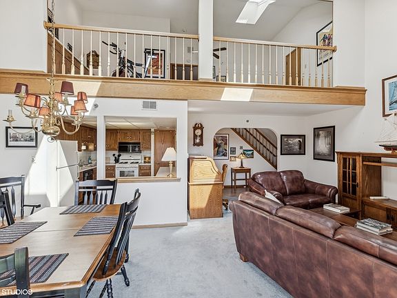 4th image of 9169 Del Prado Dr APT 2W