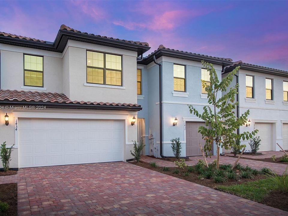 1st image of 1558 Fells Cove Cpe