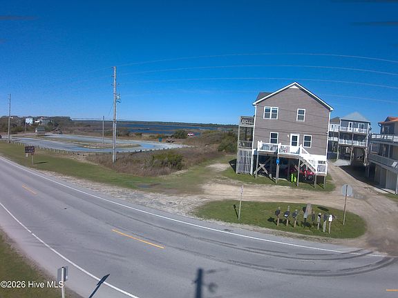 3rd image of 101 Summer Place Drive