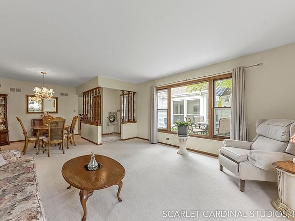 4th image of 914 Dartmouth Dr