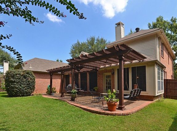 4th image of 2709 Atwood Dr