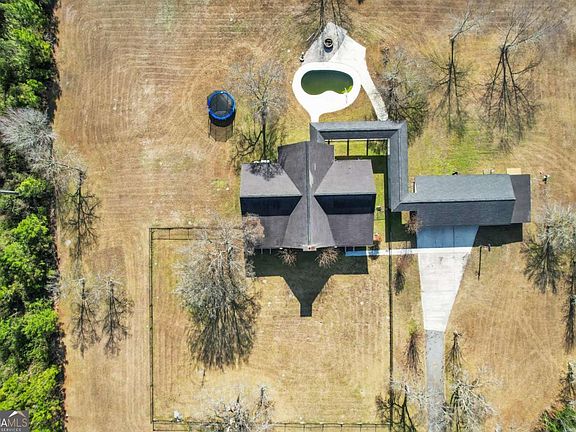 5th image of 223 Hardy Johnson Rd