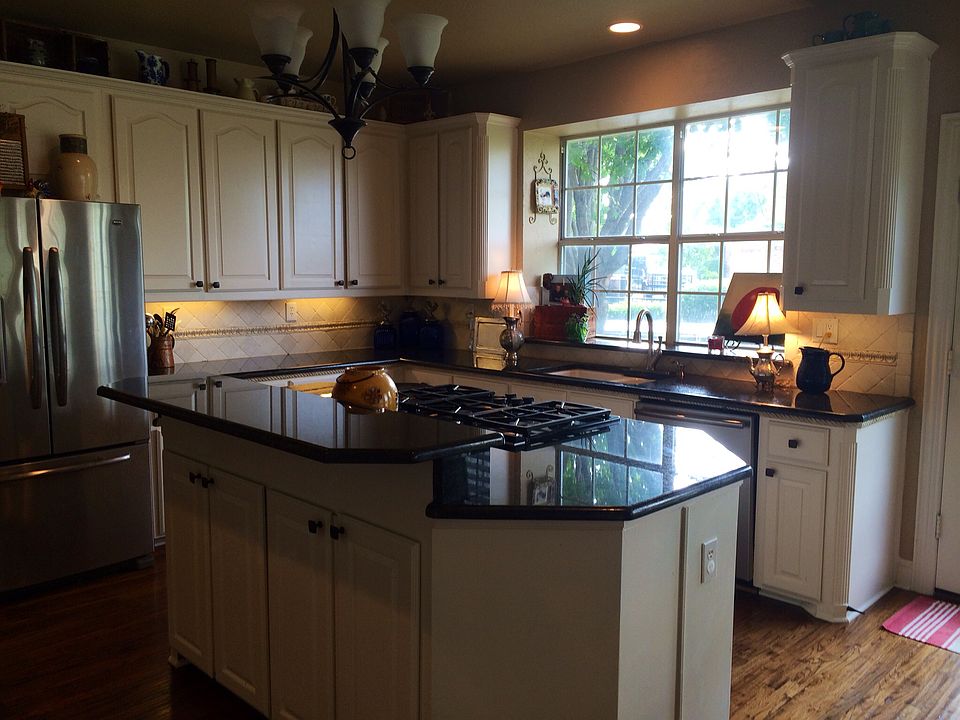 1st image of 210 Pintail Dr