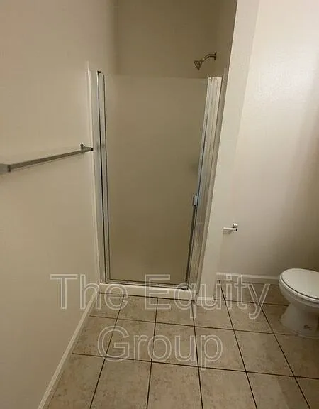 1319 S Crowe St #B — Photo 14