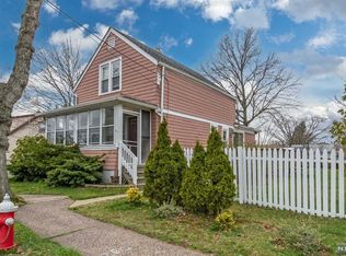 22-09 Morlot Ave, Fair Lawn, NJ 07410