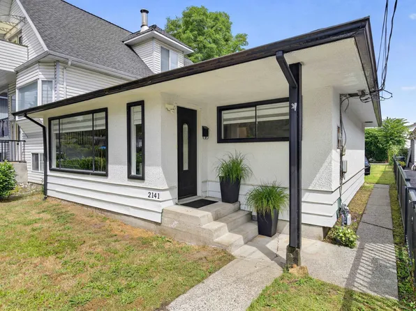 2141 Fraser Ave, Pt Coquitlam, BC V3B 1N7