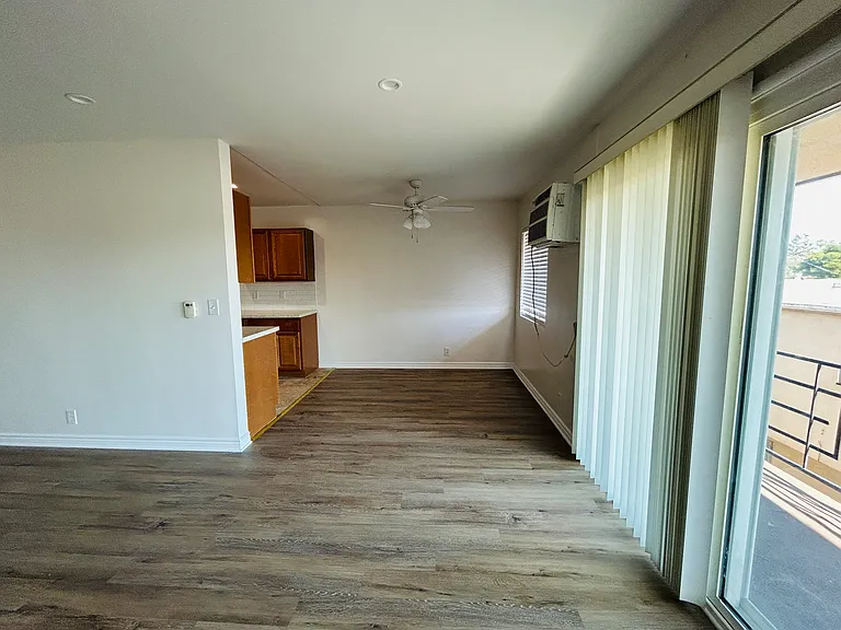 1414 S Orange Grove Ave #8 — Photo 7